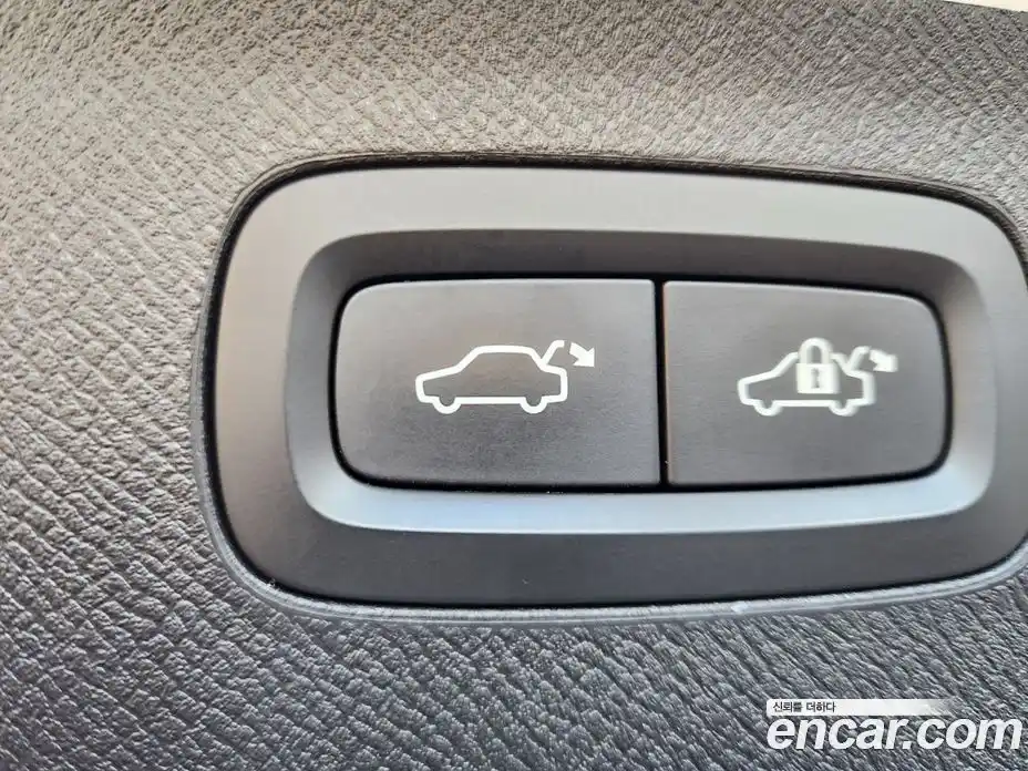 Volvo XC90 2017 2.0 Автомат в Москве № 164863, фото 11