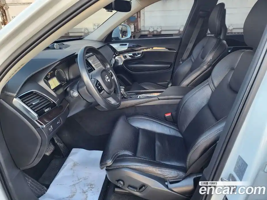 Volvo XC90 2017 2.0 Автомат в Москве № 164863, фото 14