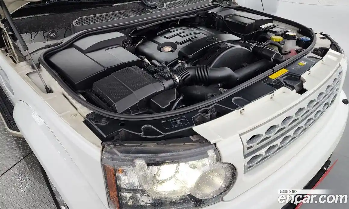 Land Rover Discovery 2012 3.0 Автомат в Москве № 166448, фото 8