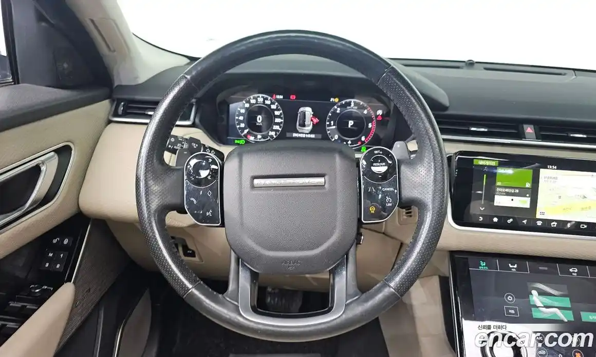 Land Rover Range-Rover Velar 2018 2.0 Автомат в Москве № 166660, фото 19