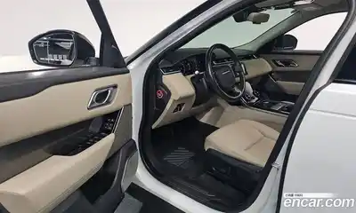 Land Rover Range-Rover Velar 2018 2.0 Автомат в Москве № 166660, миниатюра 2