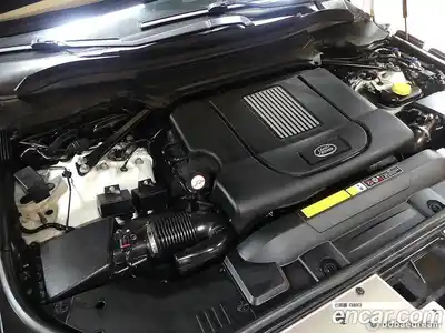 Land Rover Range-Rover 2015 4.4 Автомат в Москве № 166904, миниатюра 6