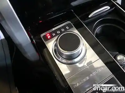 Land Rover Range-Rover 2015 4.4 Автомат в Москве № 166904, миниатюра 9