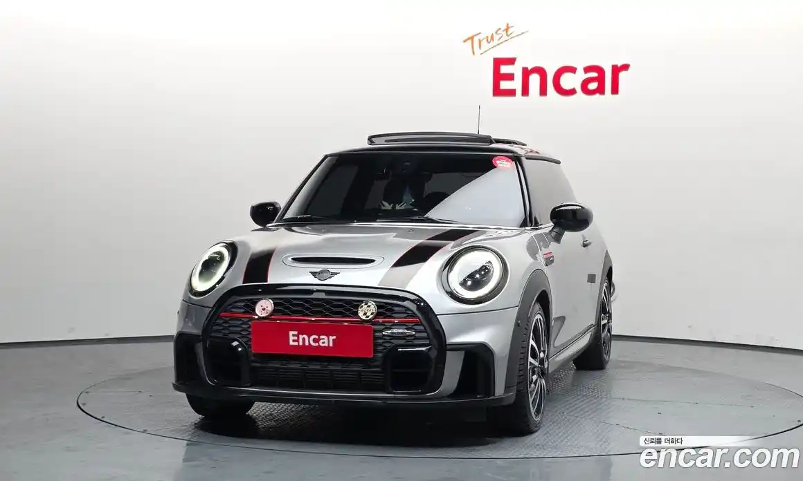 Mini Cooper 2024 2.0 Автомат в Москве № 166923, фото 16