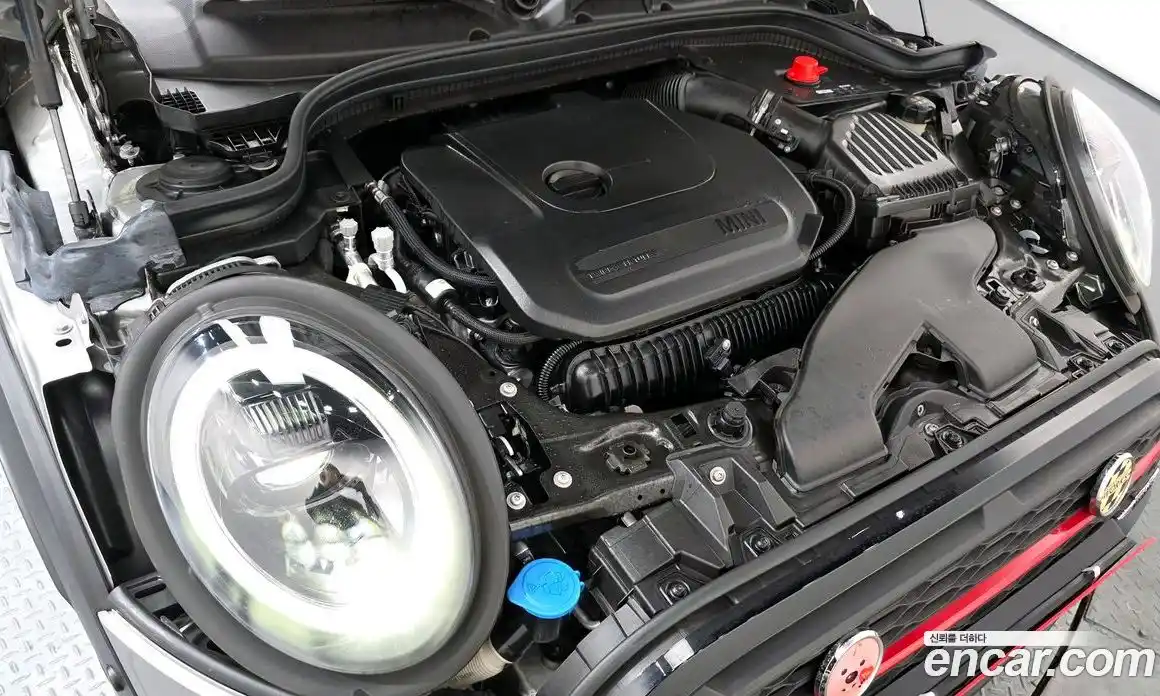 Mini Cooper 2024 2.0 Автомат в Москве № 166923, фото 19