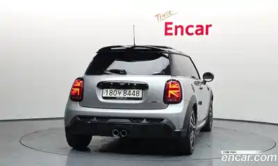 Mini Cooper 2024 2.0 Автомат в Москве № 166923, миниатюра 9