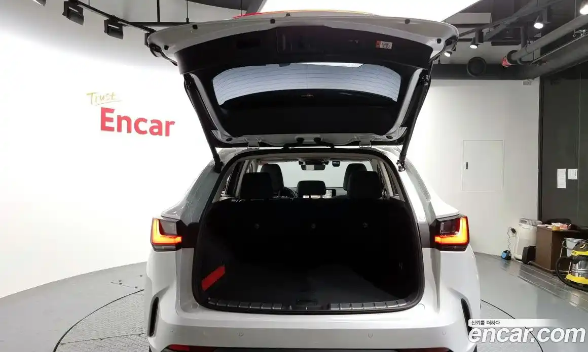 Lexus NX 2025 2.5 Автомат в Москве № 167962, фото 18