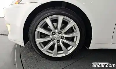 Lexus IS 2008 2.5 Автомат в Москве № 168294, миниатюра 10