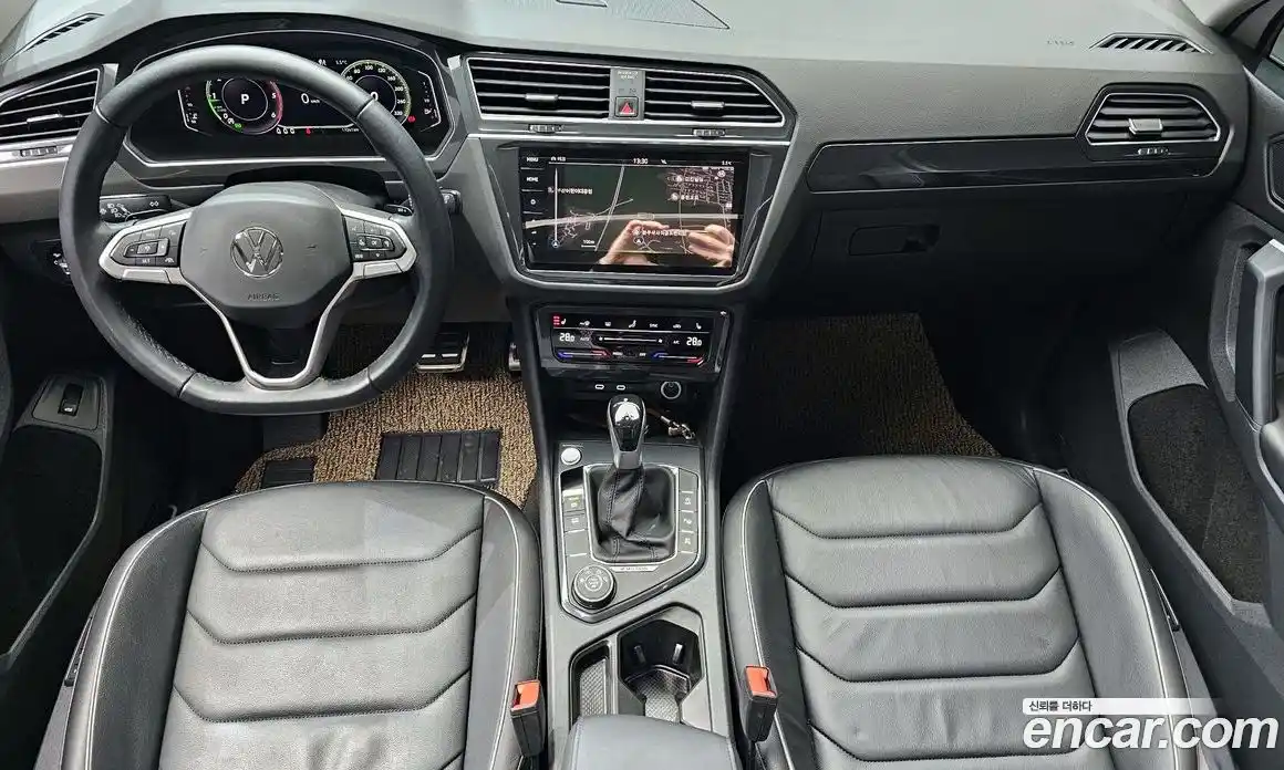 Volkswagen Tiguan 2023 2.0 Автомат в Москве № 168507, фото 7