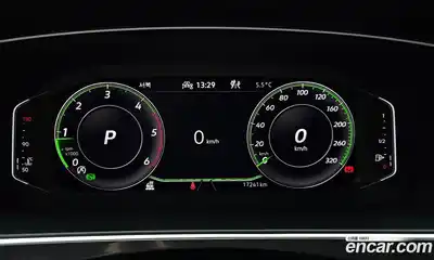 Volkswagen Tiguan 2023 2.0 Автомат в Москве № 168507, миниатюра 8