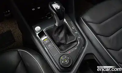 Volkswagen Tiguan 2023 2.0 Автомат в Москве № 168507, миниатюра 9