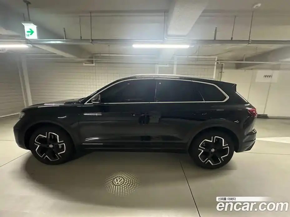 Volkswagen Touareg 2024 3.0 Автомат в Москве № 169131, фото 3