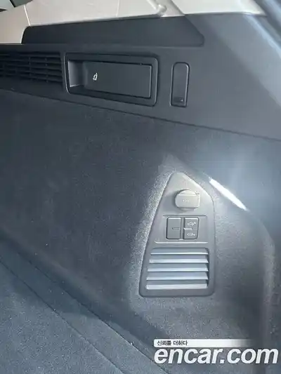 Volkswagen Touareg 2024 3.0 Автомат в Москве № 169131, миниатюра 7