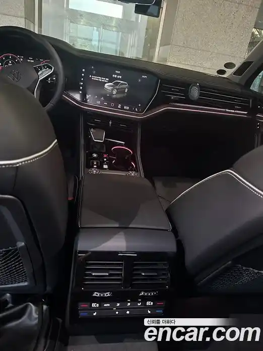 Volkswagen Touareg 2024 3.0 Автомат в Москве № 169131, фото 9