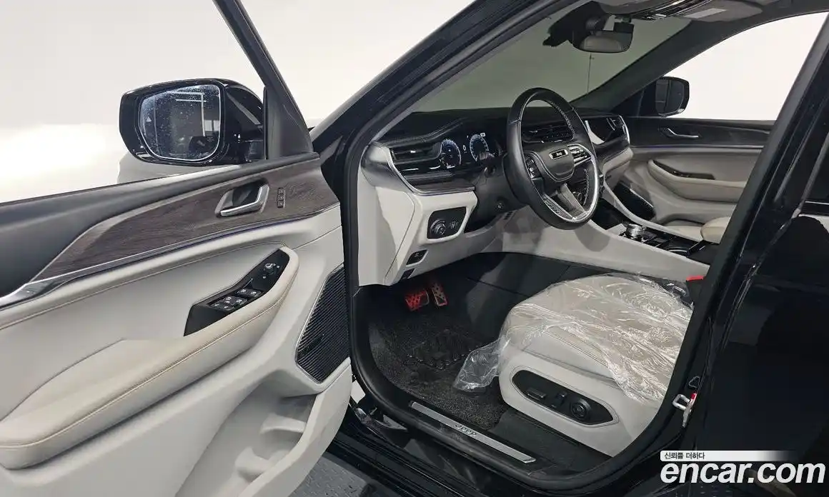 Jeep Cherokee 2022 3.6 Автомат в Москве № 169586, фото 10