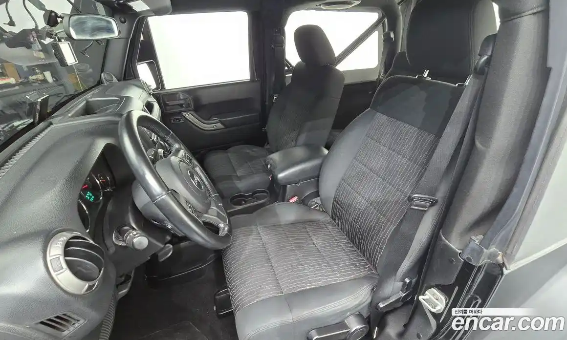 Jeep Wrangler 2012 3.6 Автомат в Москве № 169687, фото 11