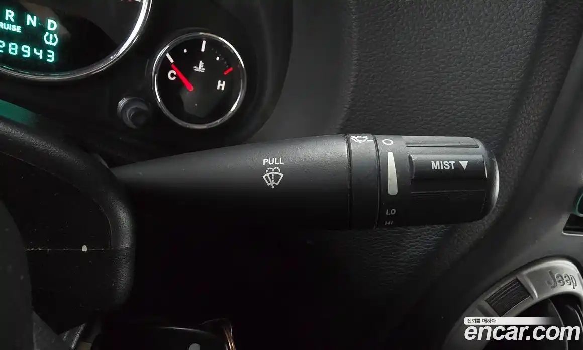 Jeep Wrangler 2012 3.6 Автомат в Москве № 169687, фото 14