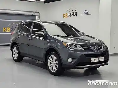 Toyota RAV4 2015 2.5 Автомат в Москве № 170360, миниатюра 3