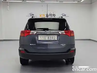Toyota RAV4 2015 2.5 Автомат в Москве № 170360, миниатюра 4