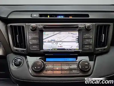 Toyota RAV4 2015 2.5 Автомат в Москве № 170360, миниатюра 10