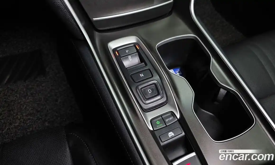 Honda Accord 2018 2.0 Автомат в Москве № 170630, фото 11