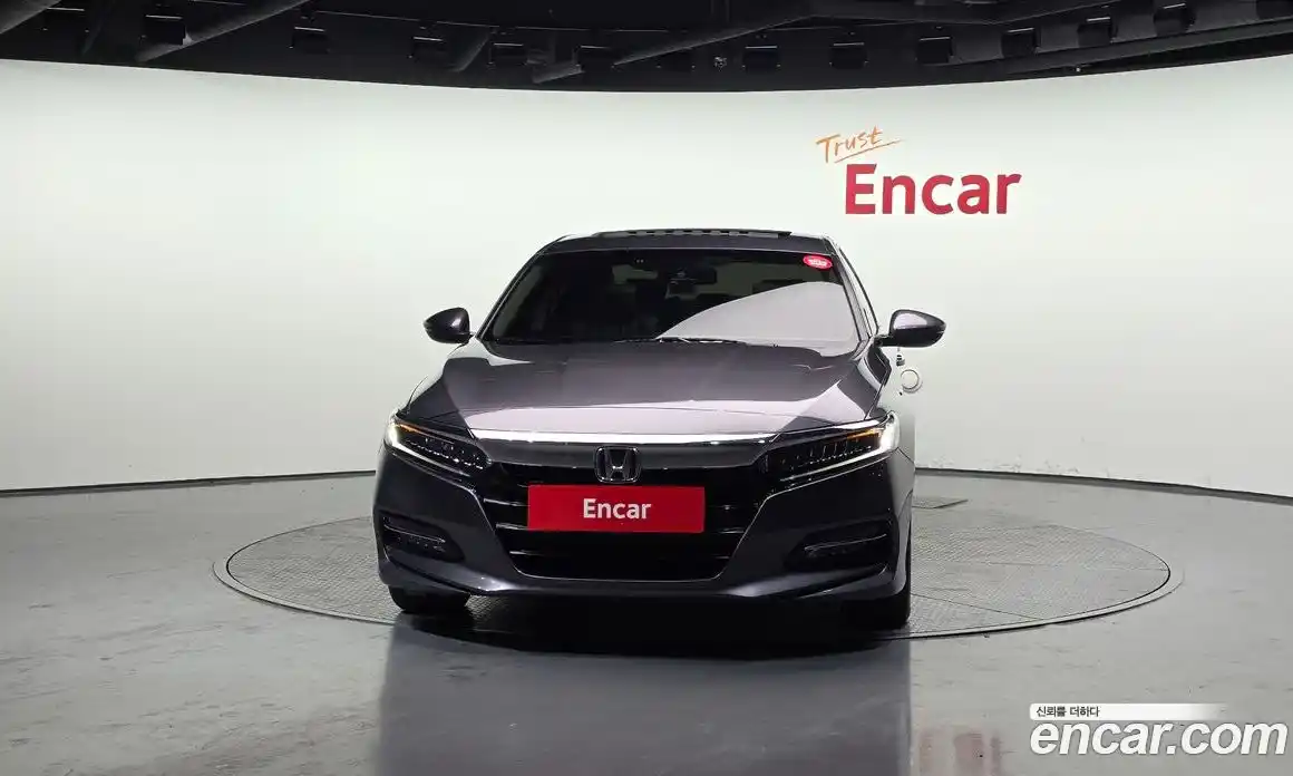 Honda Accord 2018 2.0 Автомат в Москве № 170630, фото 16