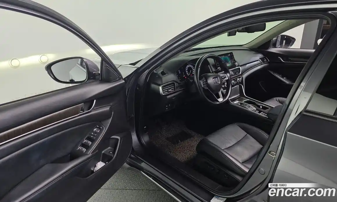 Honda Accord 2018 2.0 Автомат в Москве № 170630, фото 7