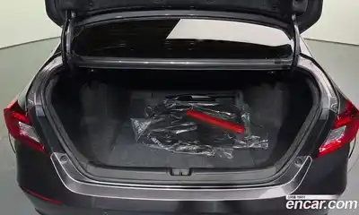 Honda Accord 2018 2.0 Автомат в Москве № 170630, миниатюра 8