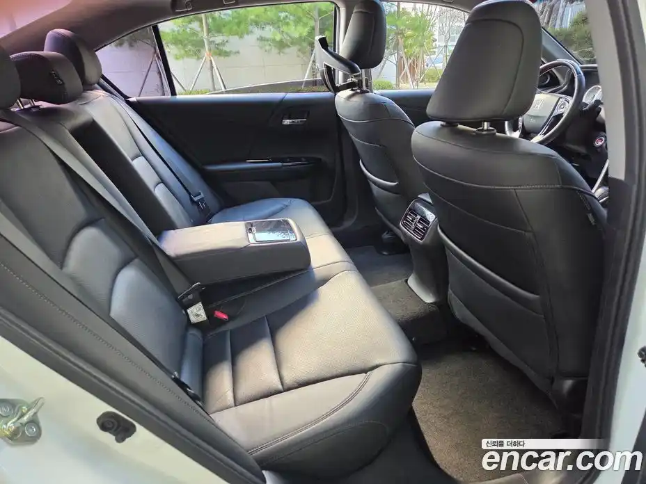 Honda Accord 2017 3.5 Автомат в Москве № 170701, фото 16