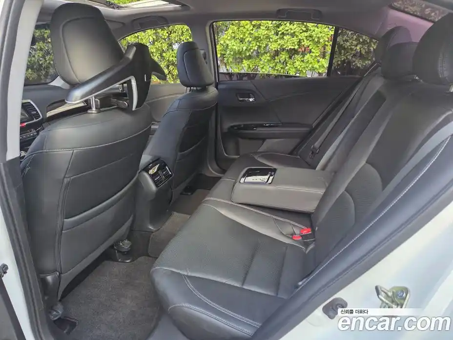 Honda Accord 2017 3.5 Автомат в Москве № 170701, фото 17