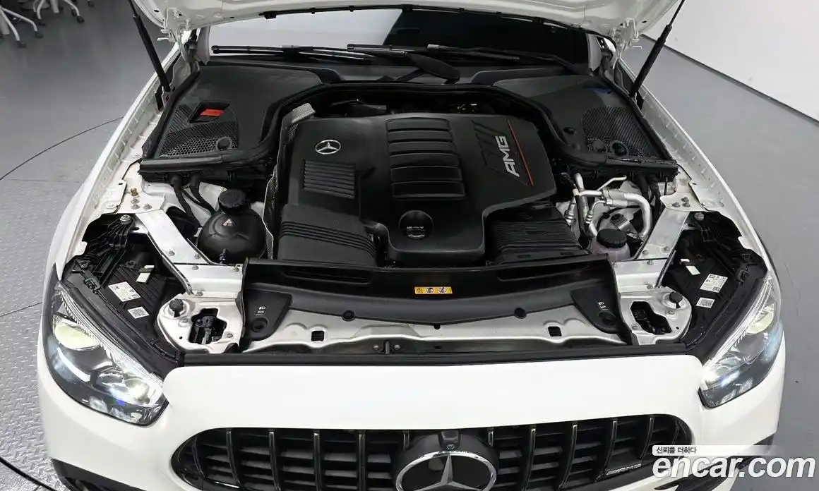 Mercedes-Benz E-Class 2023 3.0 Автомат в Москве № 173933, фото 11