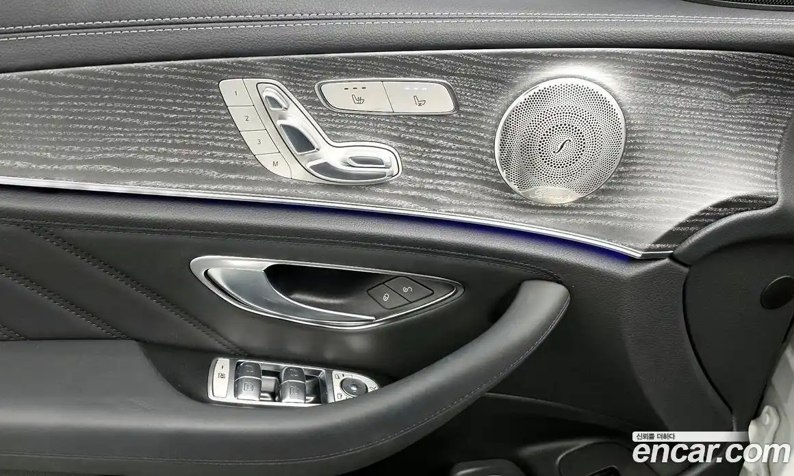 Mercedes-Benz E-Class 2023 3.0 Автомат в Москве № 173933, фото 14