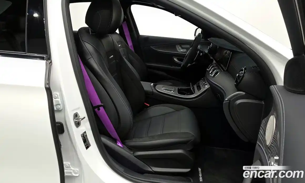 Mercedes-Benz E-Class 2023 3.0 Автомат в Москве № 173933, фото 18