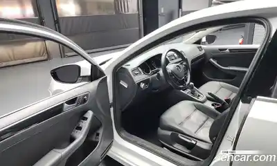 Volkswagen Jetta, 2015