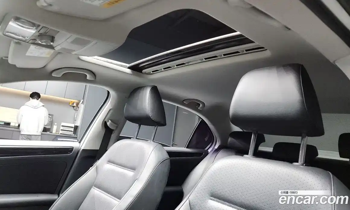 Volkswagen Jetta 2015 2.0 Автомат в Москве № 176974, фото 17