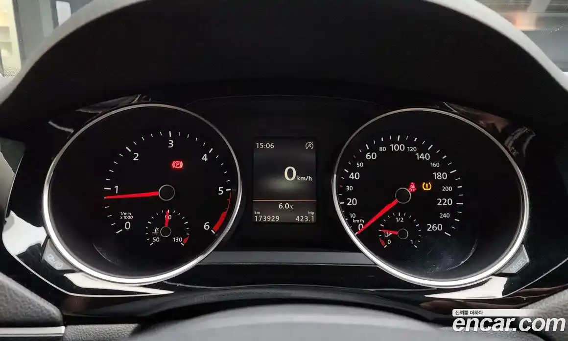 Volkswagen Jetta 2015 2.0 Автомат в Москве № 176974, фото 4