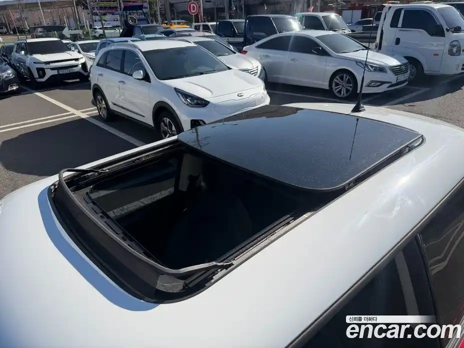 Mini Cooper 2012 1.6 Автомат в Москве № 183290, фото 6