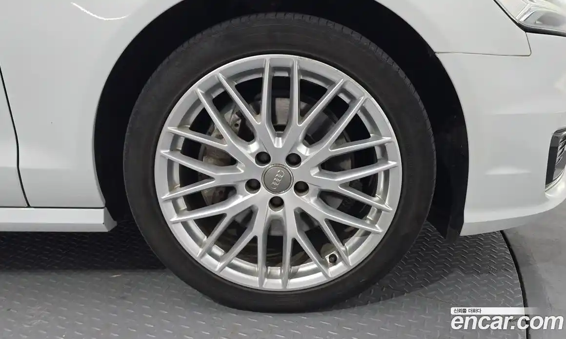 Audi A6 2016 3.0 Автомат в Москве № 184399, фото 3