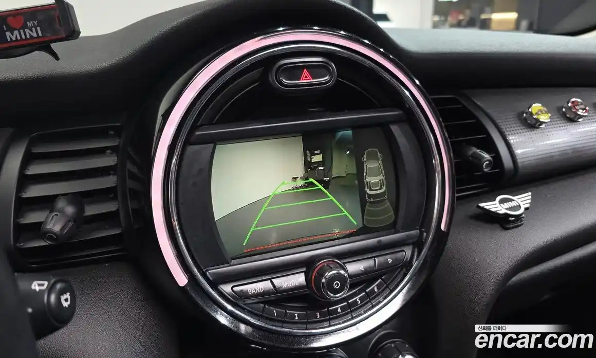 Mini Cooper 2017 1.5 Автомат в Москве № 184638, фото 19