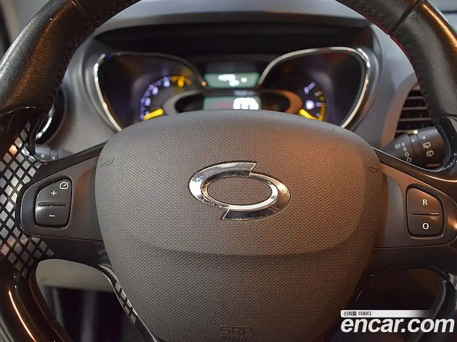 Renault QM3 2014 1.5 Автомат в Москве № 186392, фото 12