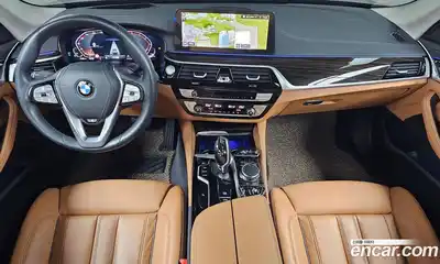 BMW 5-Series 2023 2.0 Автомат в Москве № 187780, миниатюра 2