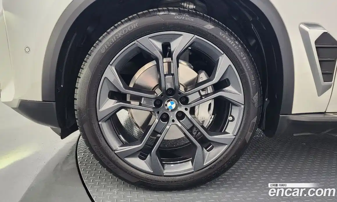 BMW X5 2024 3.0 Автомат в Москве № 187908, фото 15