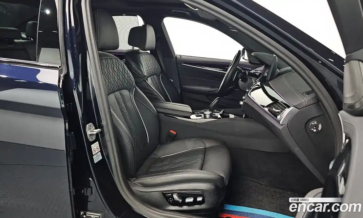 BMW 5-Series 2023 2.0 Автомат в Москве № 189134, фото 10