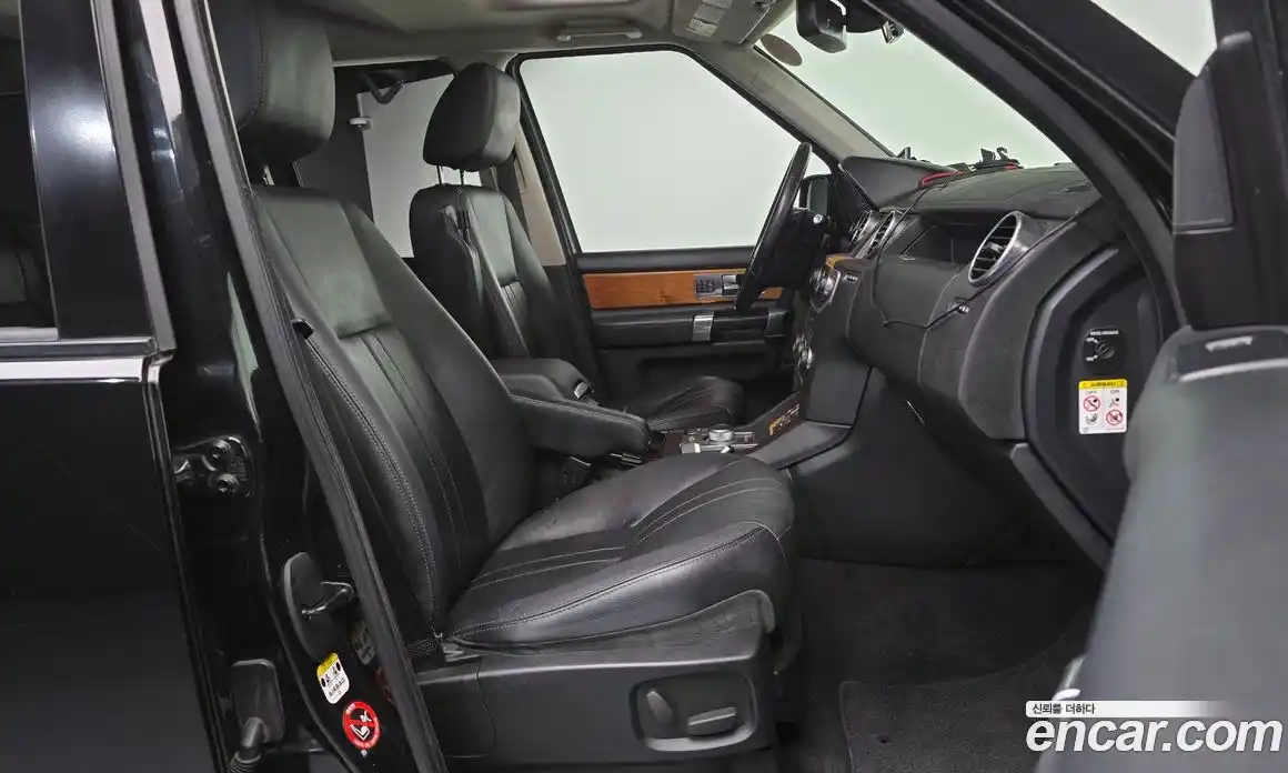 Land Rover Discovery 2013 3.0 Автомат в Москве № 189286, фото 12