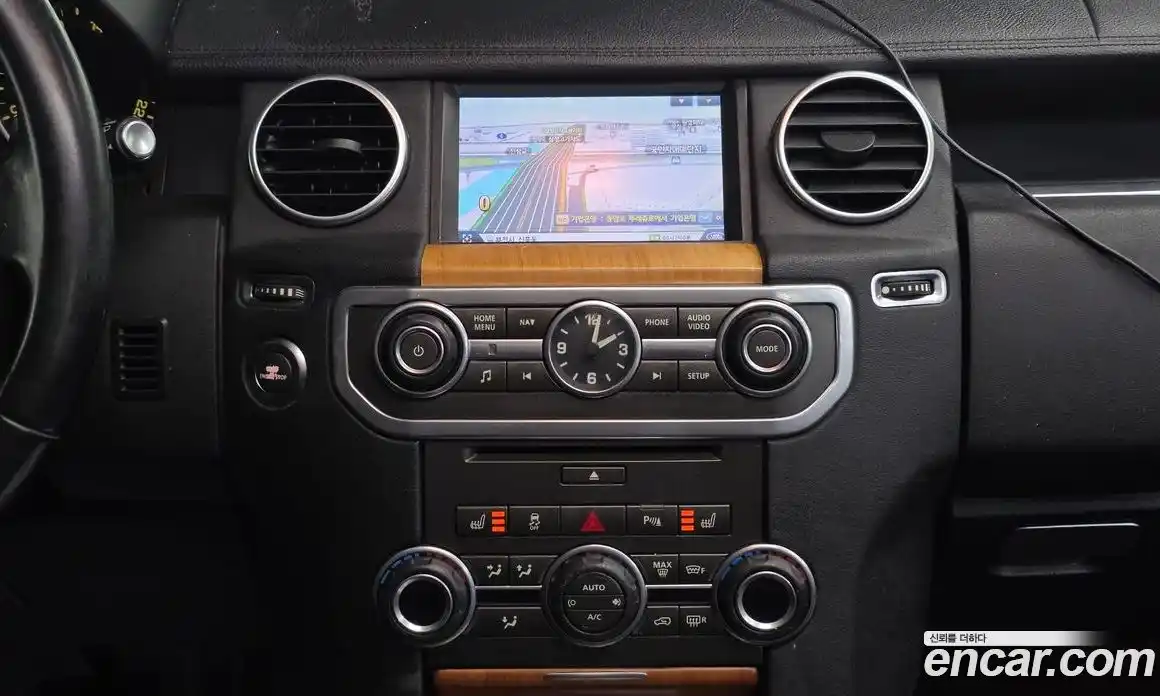 Land Rover Discovery 2013 3.0 Автомат в Москве № 189286, фото 7