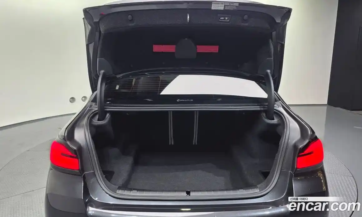 BMW 5-Series 2023 4.4 Автомат в Москве № 192531, фото 20