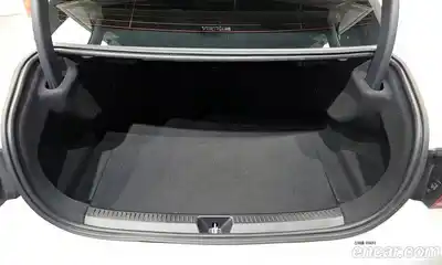 Mercedes-Benz A-Class 2023 2.0 Автомат в Москве № 193773, миниатюра 2