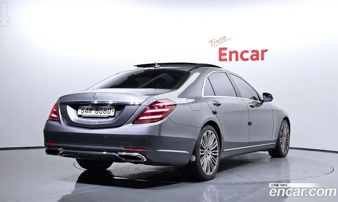 Mercedes-Benz S-Class 2018 4.0 Автомат в Москве № 195511, фото 7