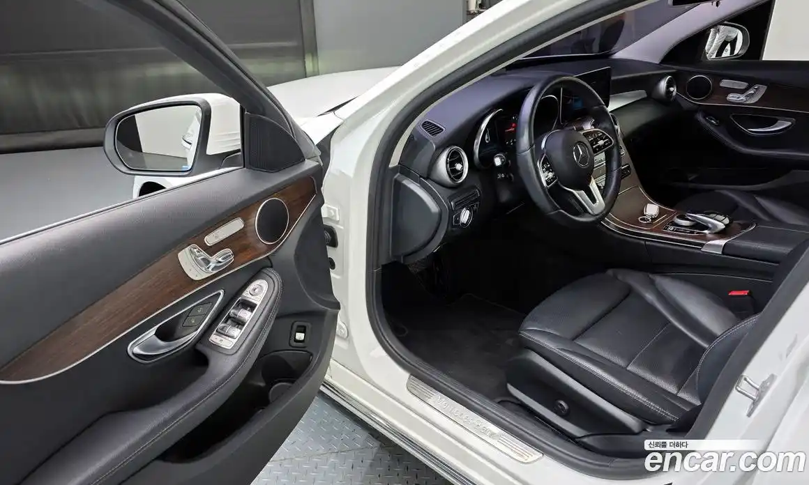 Mercedes-Benz C-Class 2019 1.9 Автомат в Москве № 195546, фото 11