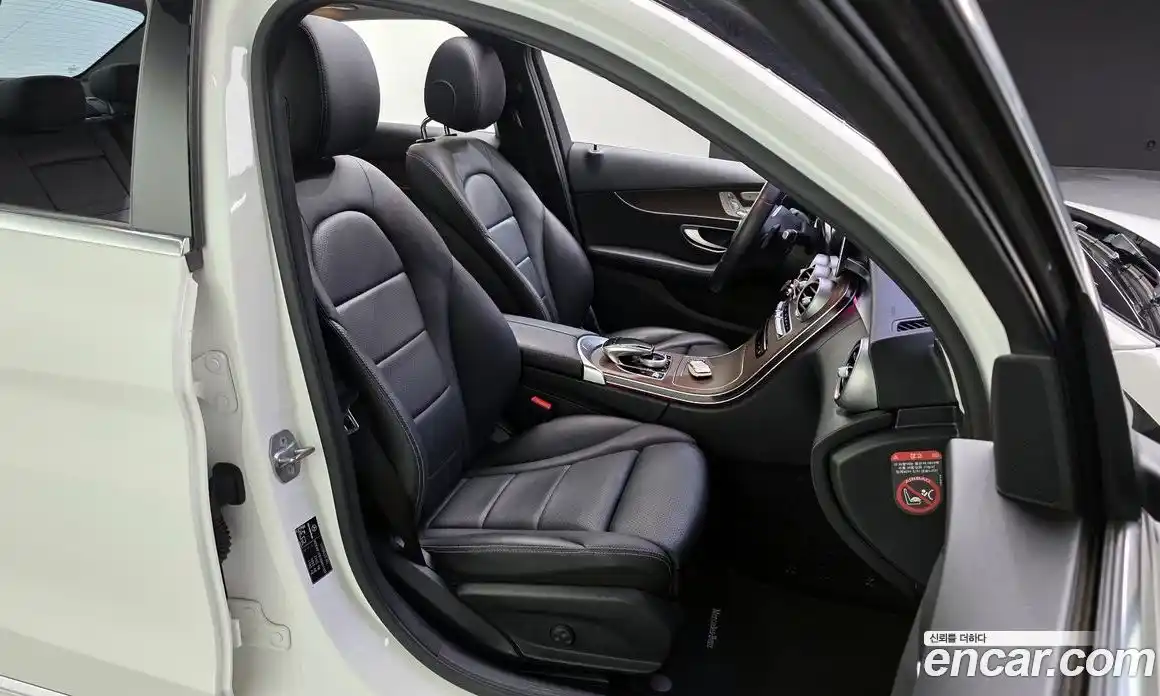 Mercedes-Benz C-Class 2019 1.9 Автомат в Москве № 195546, фото 17